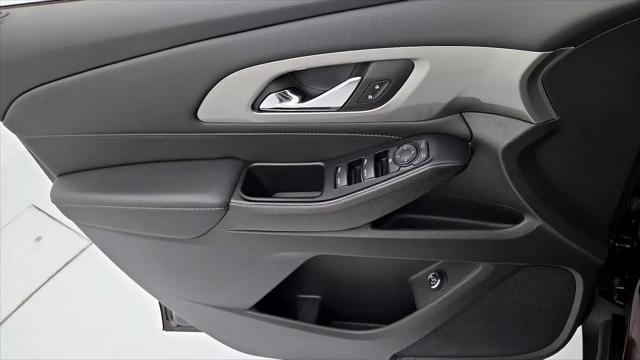 2023 Chevrolet Traverse AWD LT Cloth