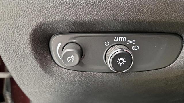 2023 Chevrolet Traverse AWD LT Cloth
