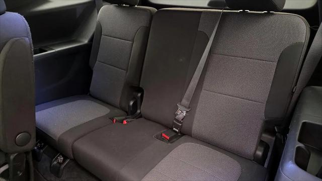 2023 Chevrolet Traverse AWD LT Cloth
