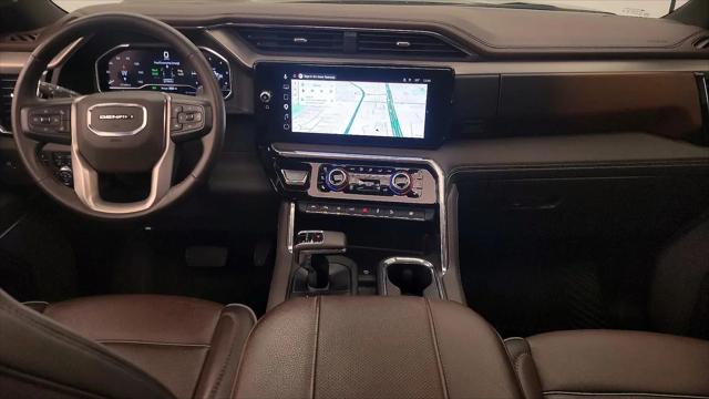 2024 GMC Sierra 1500 4WD Crew Cab Short Box Denali