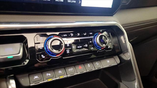 2024 GMC Sierra 1500 4WD Crew Cab Short Box Denali