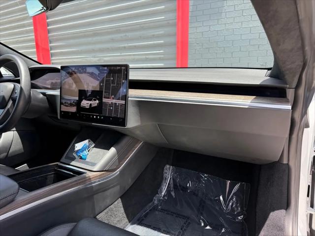 2023 Tesla Model S Standard Range