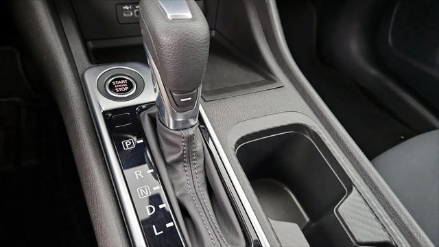 2022 Nissan Sentra SV Xtronic CVT