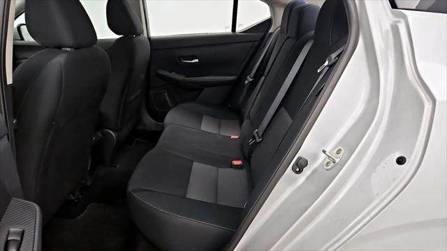 2022 Nissan Sentra SV Xtronic CVT