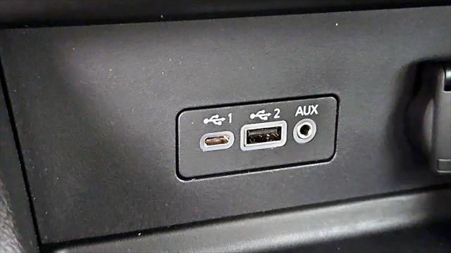 2022 Nissan Sentra SV Xtronic CVT
