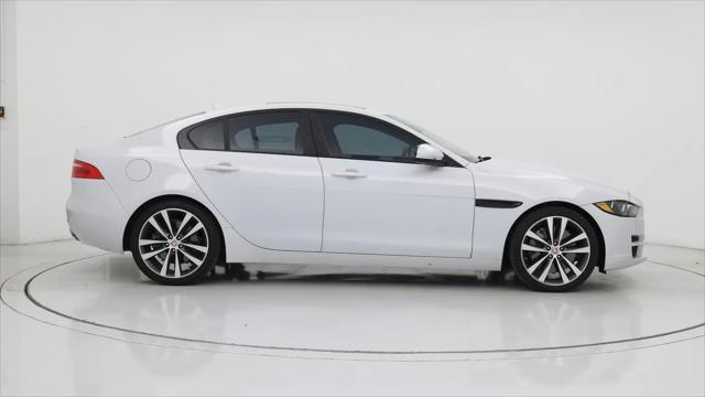 2017 Jaguar XE 35t Prestige