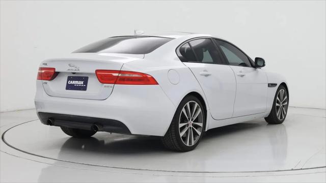 2017 Jaguar XE 35t Prestige