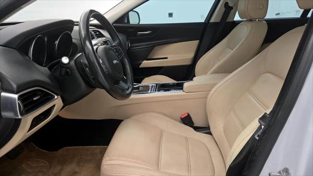 2017 Jaguar XE 35t Prestige