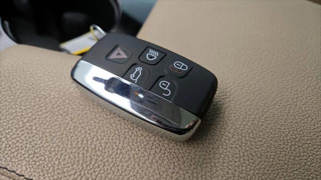2017 Jaguar XE 35t Prestige