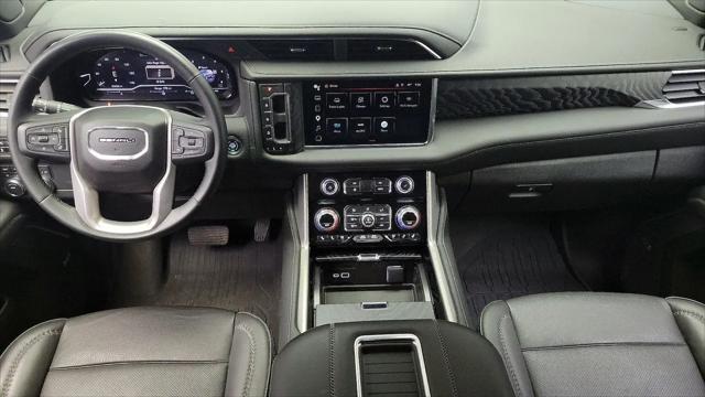2023 GMC Yukon 4WD Denali