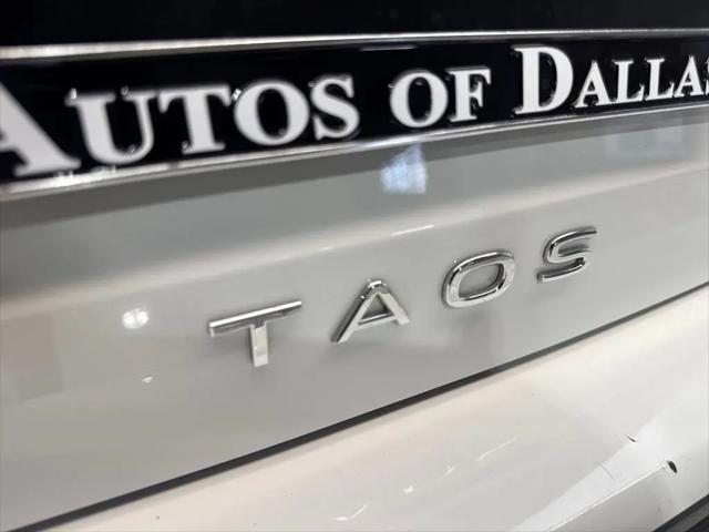 2024 Volkswagen Taos 1.5T SE Black