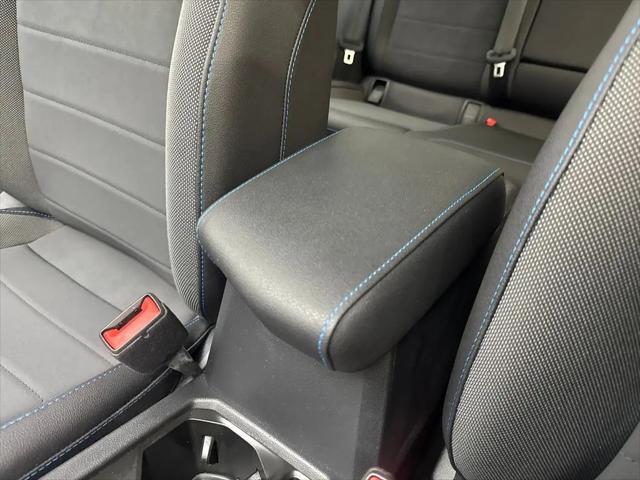 2024 Volkswagen Taos 1.5T SE Black