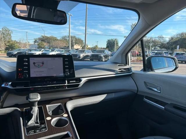 2024 Toyota Sienna XLE