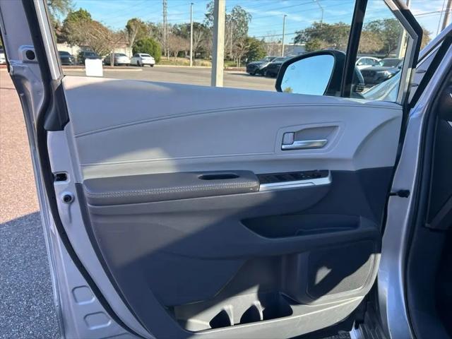 2024 Toyota Sienna XLE