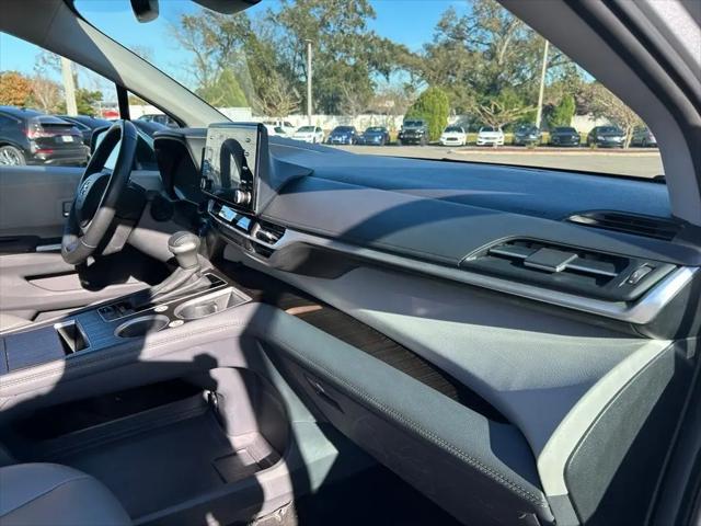 2024 Toyota Sienna XLE