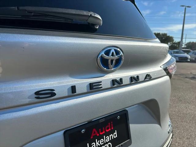 2024 Toyota Sienna XLE