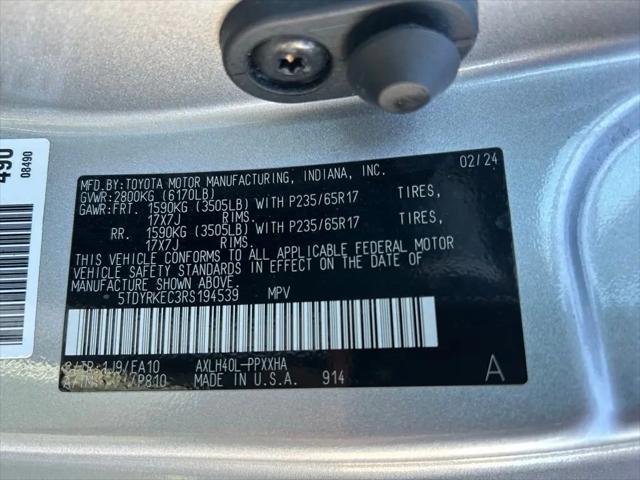 2024 Toyota Sienna XLE