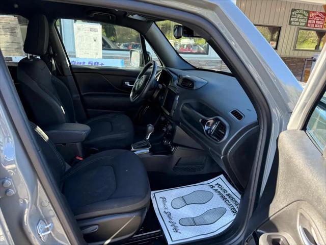 2022 Jeep Renegade Altitude 4x4