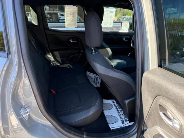 2022 Jeep Renegade Altitude 4x4
