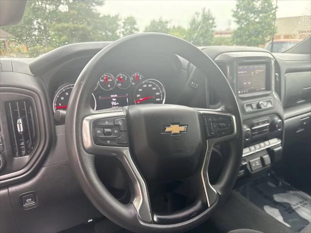 2023 Chevrolet Silverado 2500HD 4WD Crew Cab Standard Bed Custom
