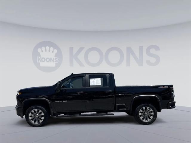 2023 Chevrolet Silverado 2500HD 4WD Crew Cab Standard Bed Custom