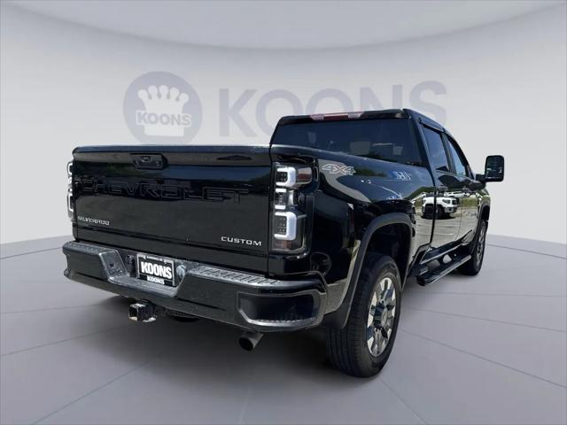 2023 Chevrolet Silverado 2500HD 4WD Crew Cab Standard Bed Custom