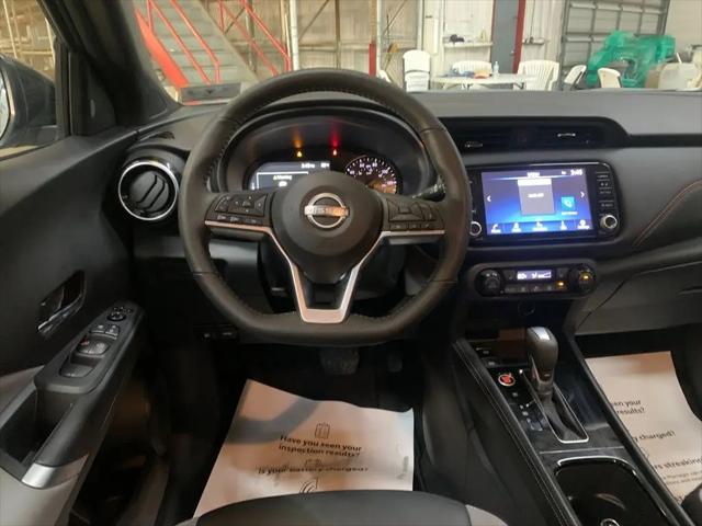 2023 Nissan Kicks SR Xtronic CVT