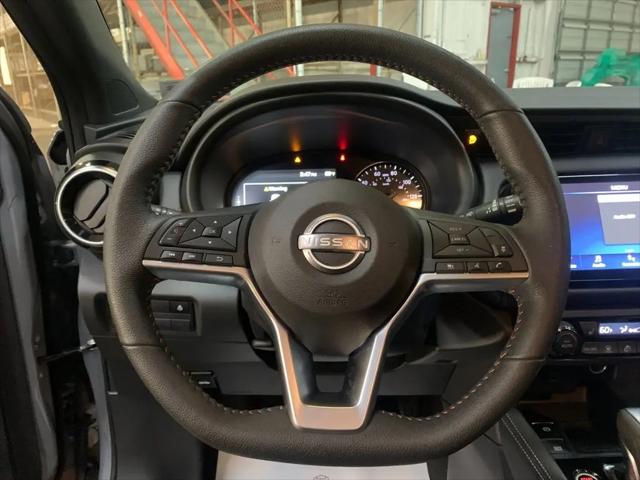2023 Nissan Kicks SR Xtronic CVT