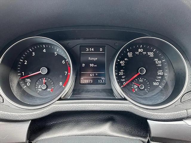 2016 Volkswagen Passat 1.8T R-Line