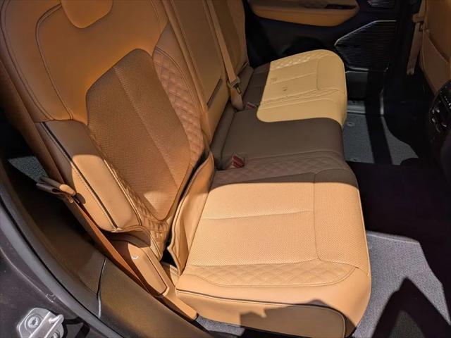 2022 Jeep Grand Cherokee Summit 4x4
