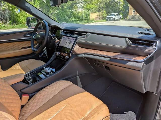 2022 Jeep Grand Cherokee Summit 4x4