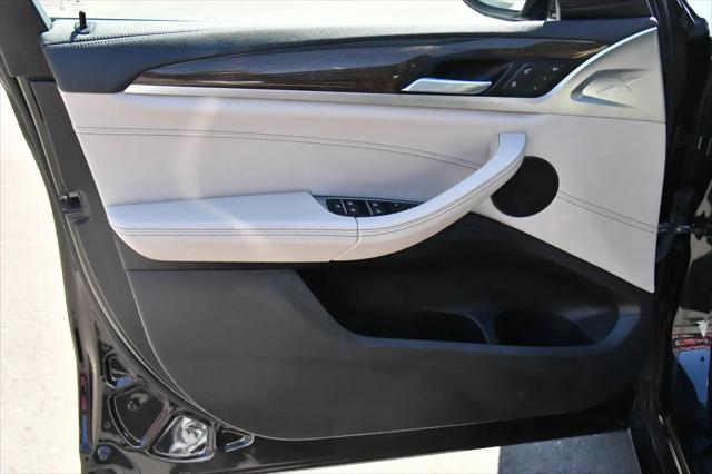 2019 BMW X3 M40i
