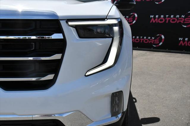 2024 GMC Acadia FWD Elevation