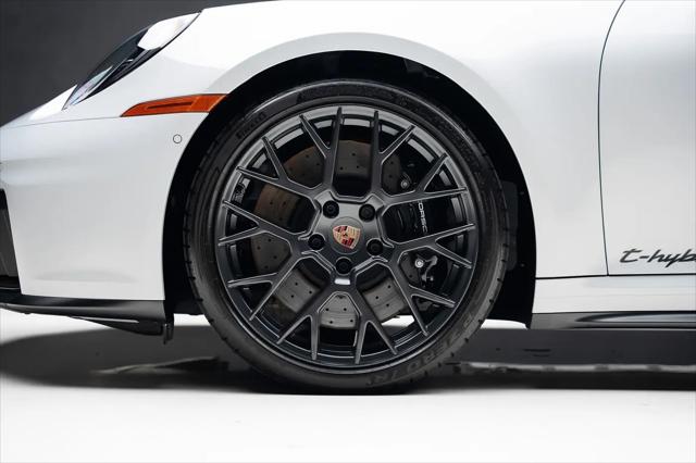 2026 Porsche 911 Targa 4 GTS