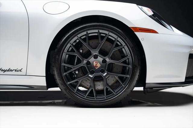 2026 Porsche 911 Targa 4 GTS