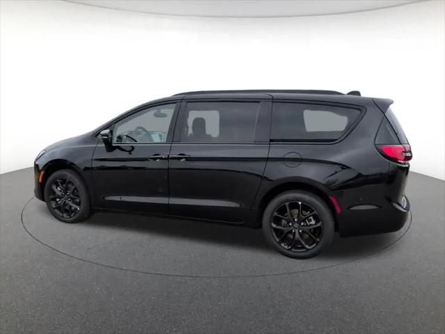 2027 Chrysler Pacifica Limited