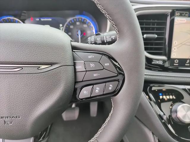 2027 Chrysler Pacifica Limited