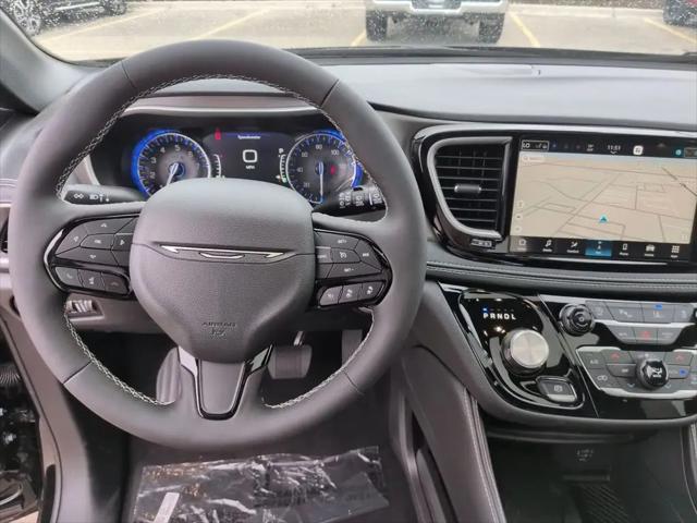 2027 Chrysler Pacifica Limited