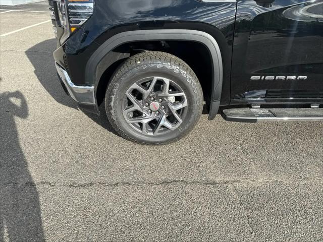 2026 GMC Sierra 1500 Crew Cab, Short Bed, SLT, 4WD