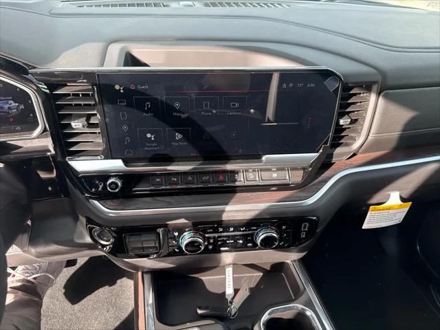2026 GMC Sierra 1500 Crew Cab, Short Bed, SLT, 4WD