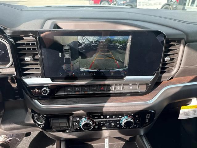2026 GMC Sierra 1500 Crew Cab, Short Bed, SLT, 4WD
