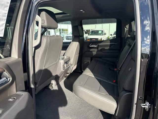 2026 GMC Sierra 1500 Crew Cab, Short Bed, SLT, 4WD