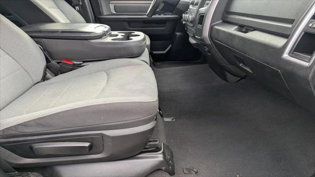 2024 Ram 1500 Classic SLT Quad Cab 4x2 6'4" Box