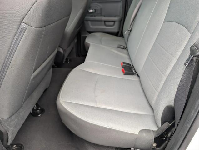 2024 Ram 1500 Classic SLT Quad Cab 4x2 6'4" Box