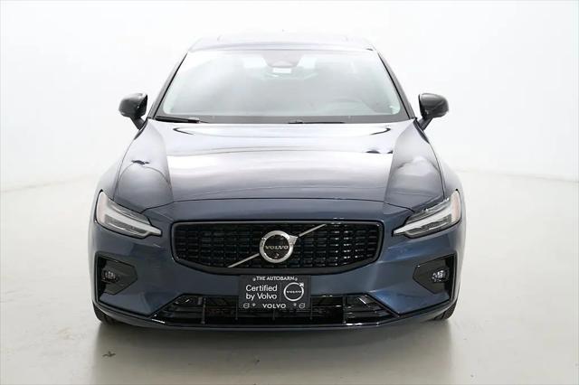 2024 Volvo S60 B5 Plus Dark Theme