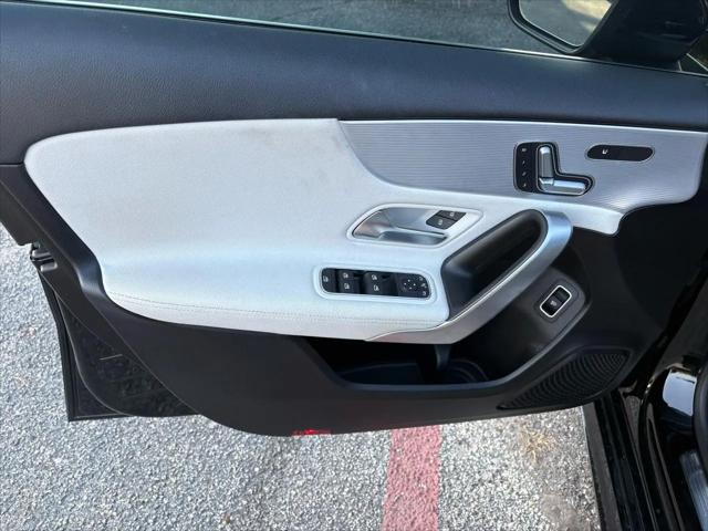 2019 Mercedes-Benz A 220 A 220