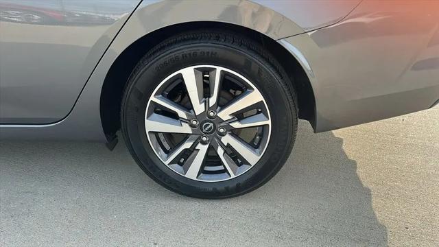 2025 Nissan Versa 1.6 SV