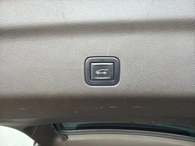 2022 Chevrolet Suburban 4WD LT