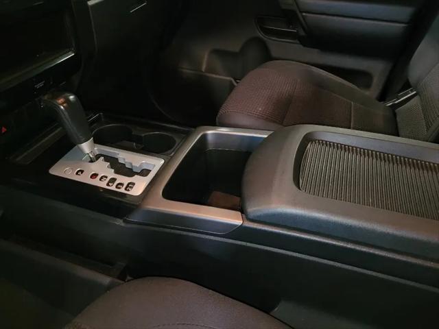 2014 Nissan Titan SV