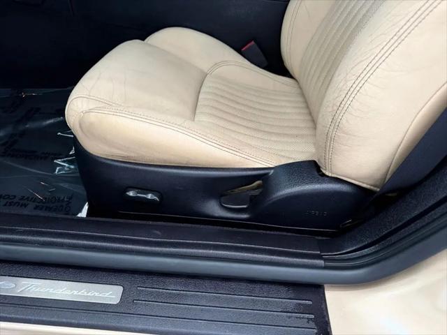 2005 Ford Thunderbird Premium